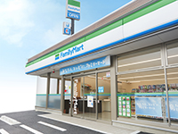 全国約16,200店舗の店舗網。「なくてはならないインフラ」として進化し続けます。