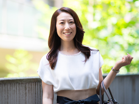 時間に追われていた会社員時代。今では仕事の喜びも、育児の楽しさも味わえるように。