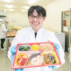 ドラッグストア経営の新規事業として、