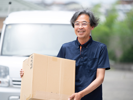 36年間アパレル業界で活躍。早期希望退職者募集に応じ、57歳で軽貨物ドライバーに！