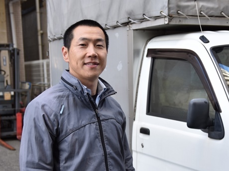 前職は経理事務。本部の車両無料貸出しを利用し、資金をかけずに経験ゼロから開業！