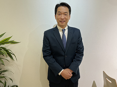 人とのご縁ででっかく生きる！海外への販路も自ら開拓する元銀行員オーナー。