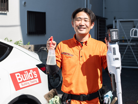 会社都合退職を三度も経験し、50代で脱サラ独立。1人運営/4ヶ月目で月商100万円に。