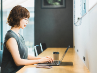 個人・法人大歓迎！ネット環境さえあればカフェでも自宅でも気軽にスタートできます！