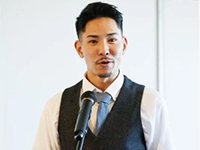 軽貨物業界の革命児社長 佐藤友麻／メディアにも多数出演。