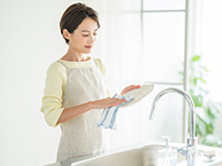 元気なご高齢者様宅のハウスキーピングなどをお手伝い。